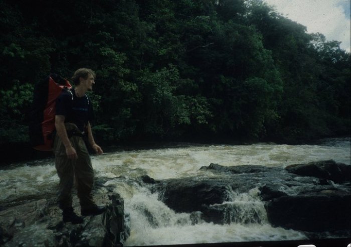 222131_10150164210971207_6786095_n