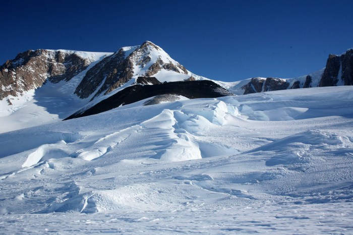 On the way down Priestley Glacier. 
